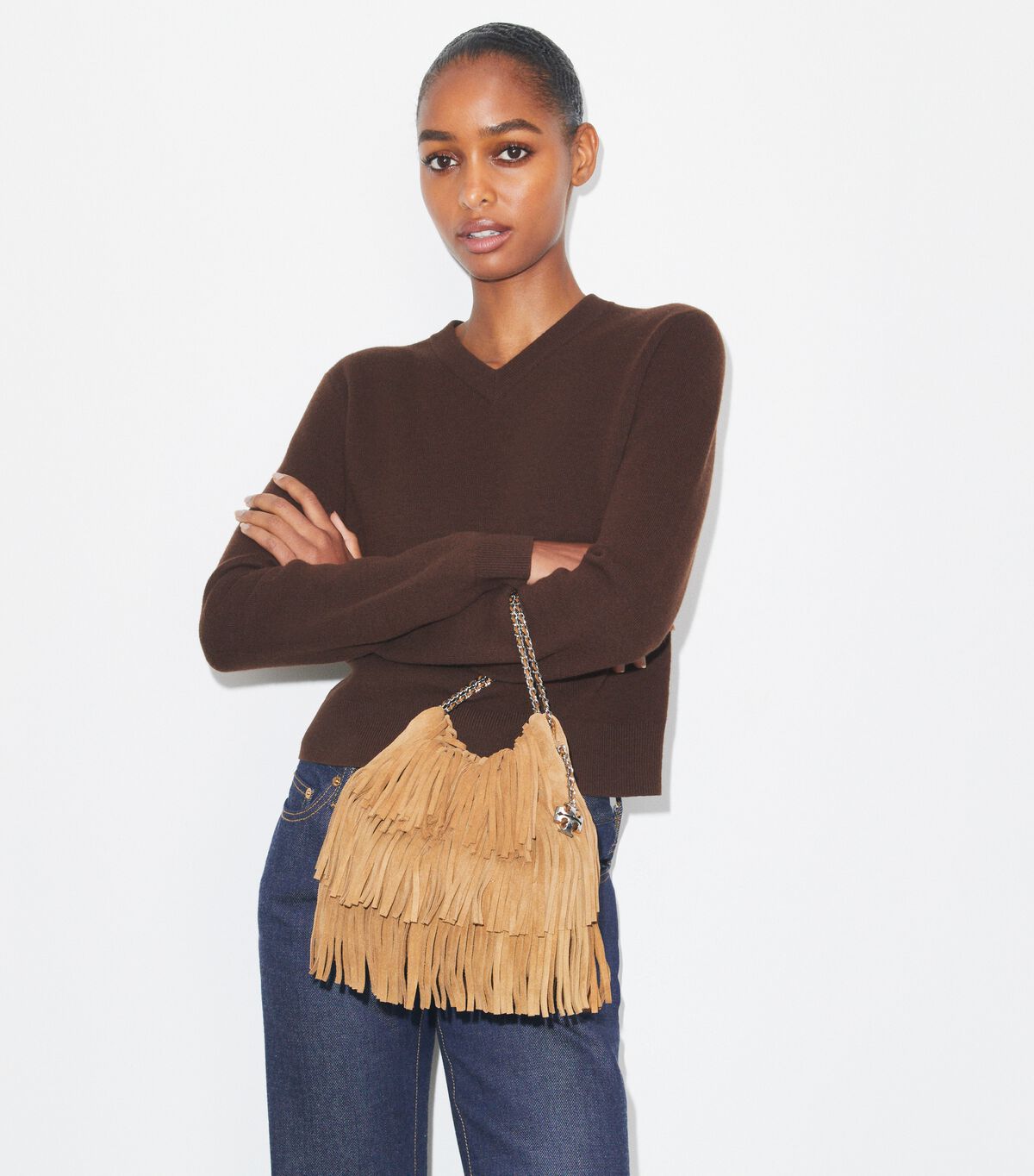 tory burch حقيبة هوبو ميني فليمنج بشراشيب