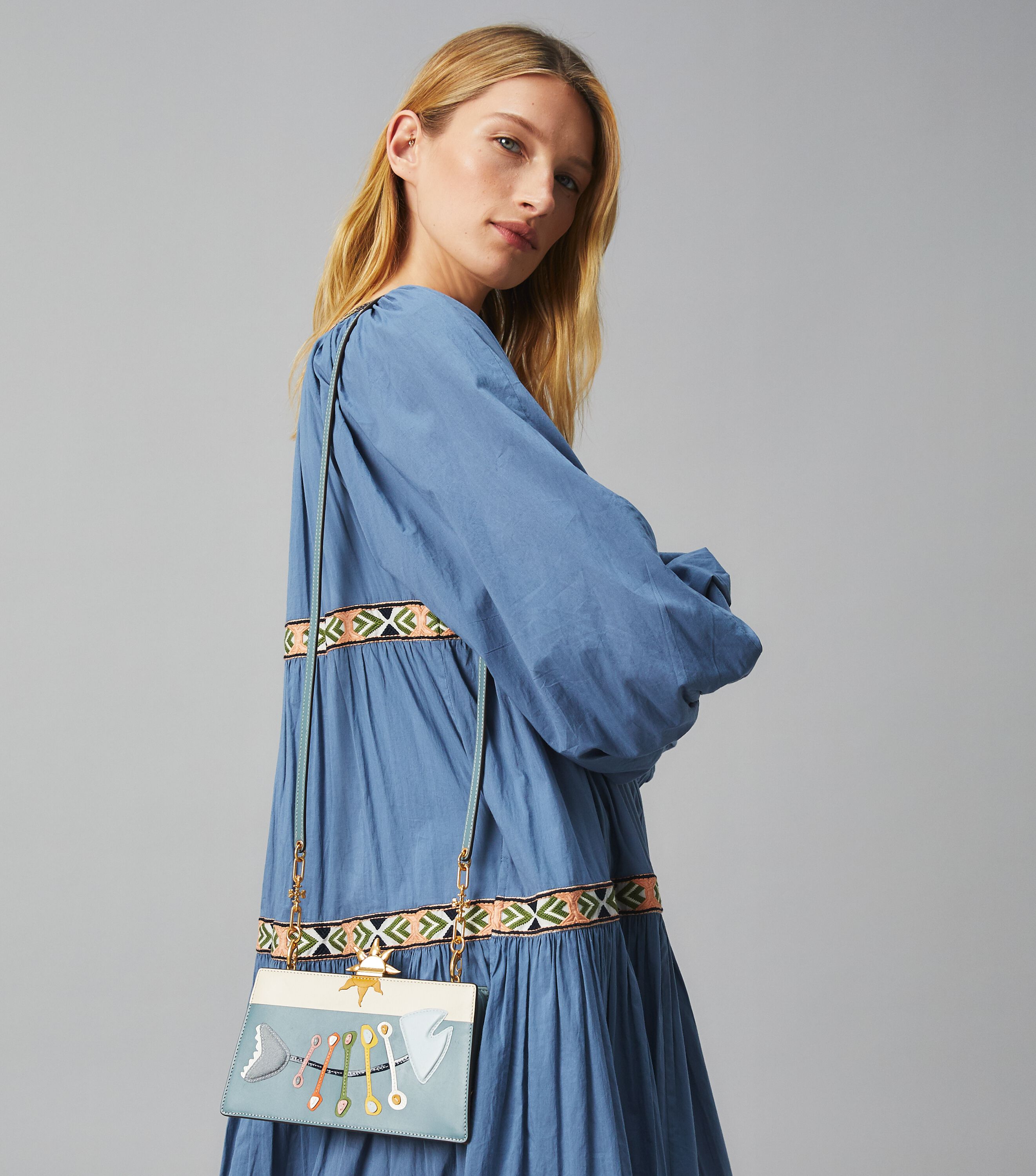 Tory burch outlet applique