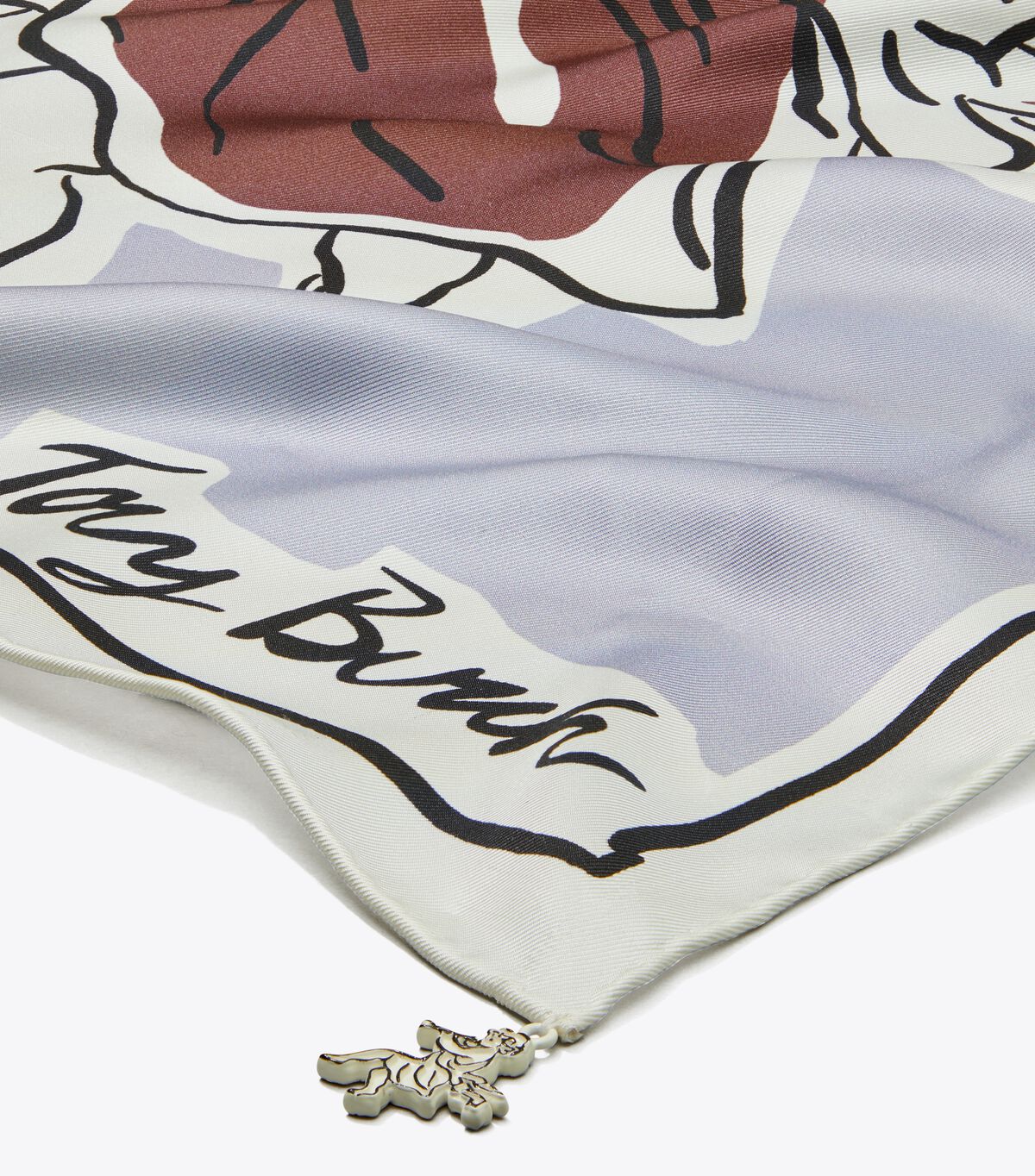 tory burch وشاح مربع من الحرير بنقشة الملائكة