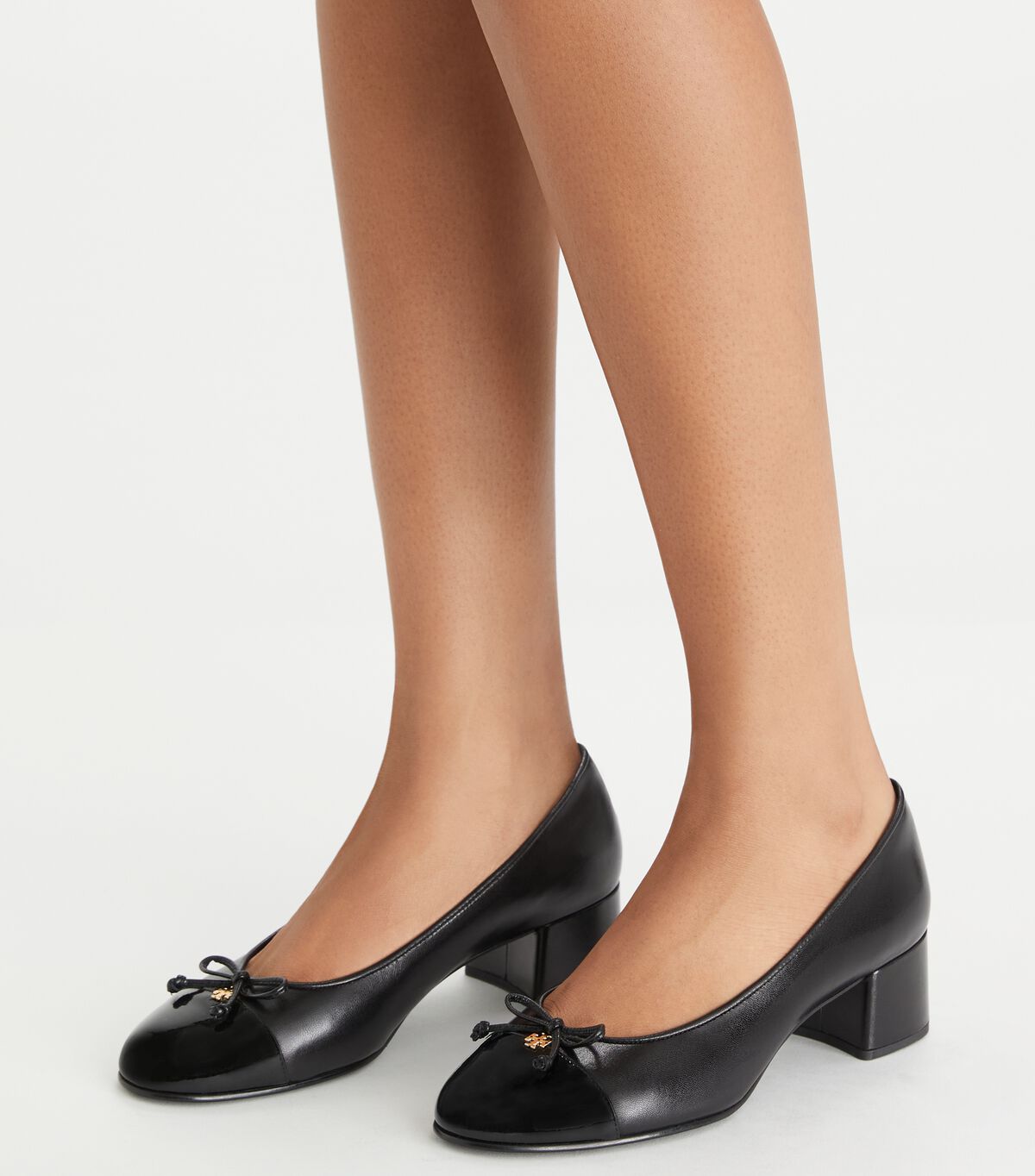 tory burch cap toe pump