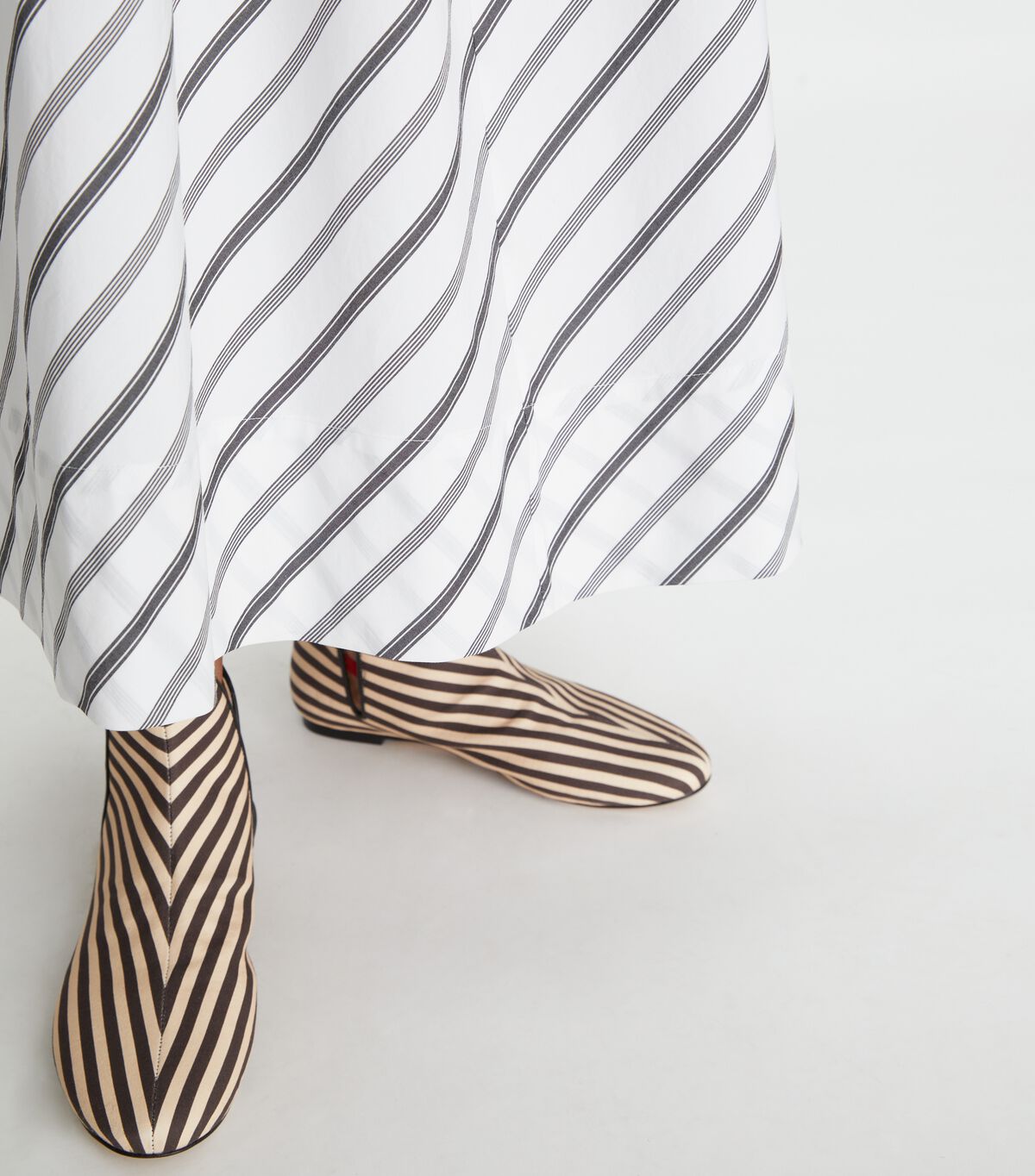 tory burch variegated stripe poplin skirt