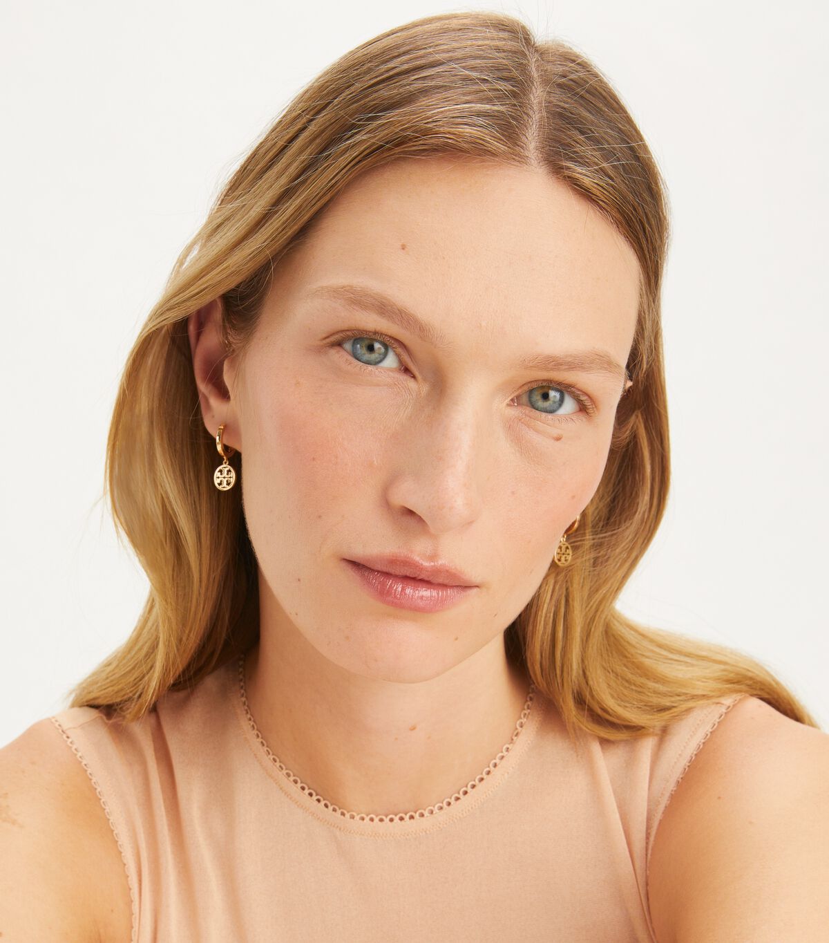 tory burch miller huggie hoop earring