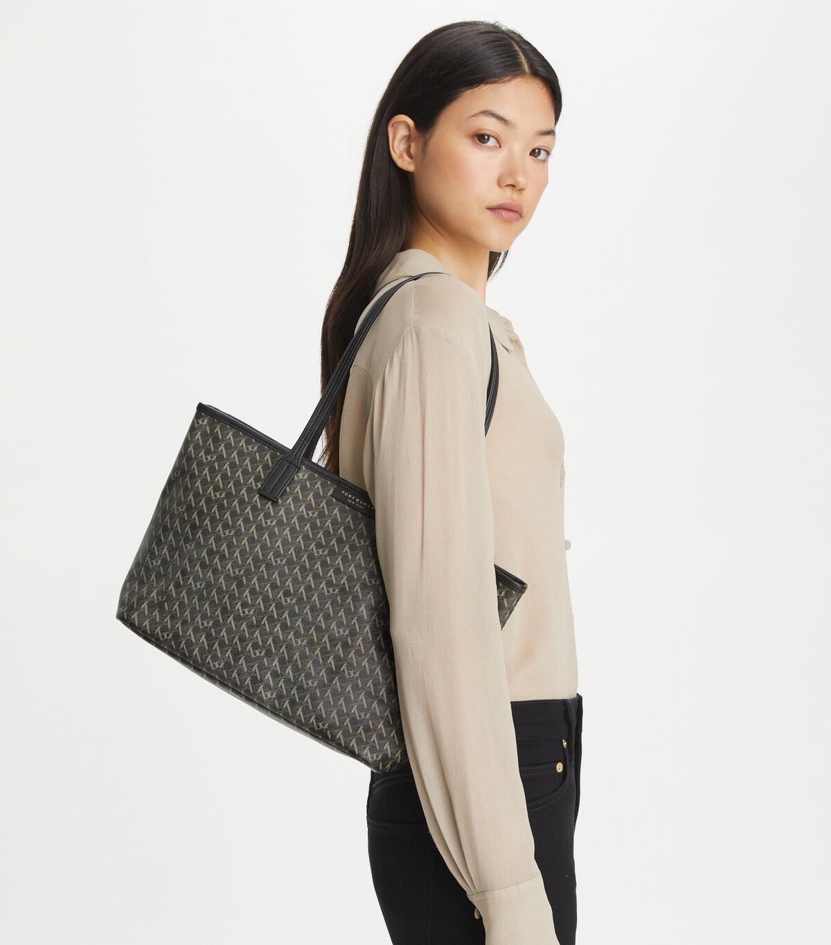tory burch ever ready