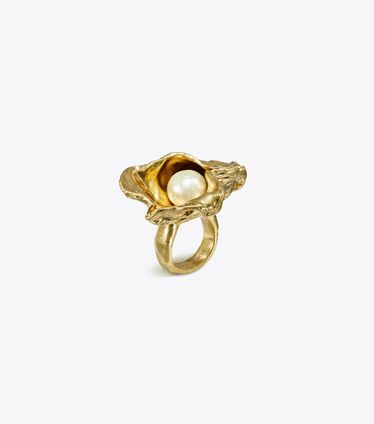 Brutalist Oyster Ring