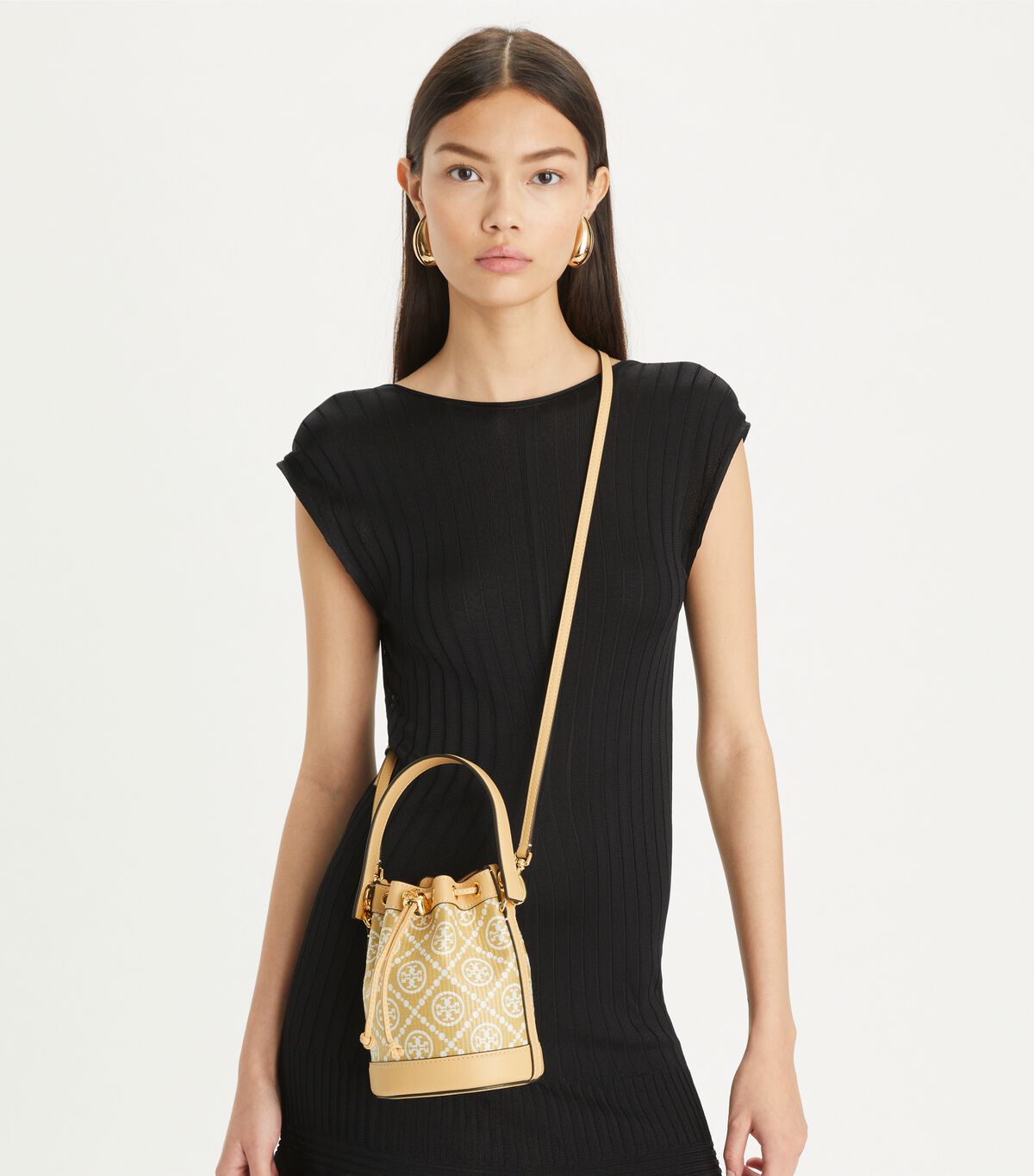 tory burch t monogram raffia mini bucket bag