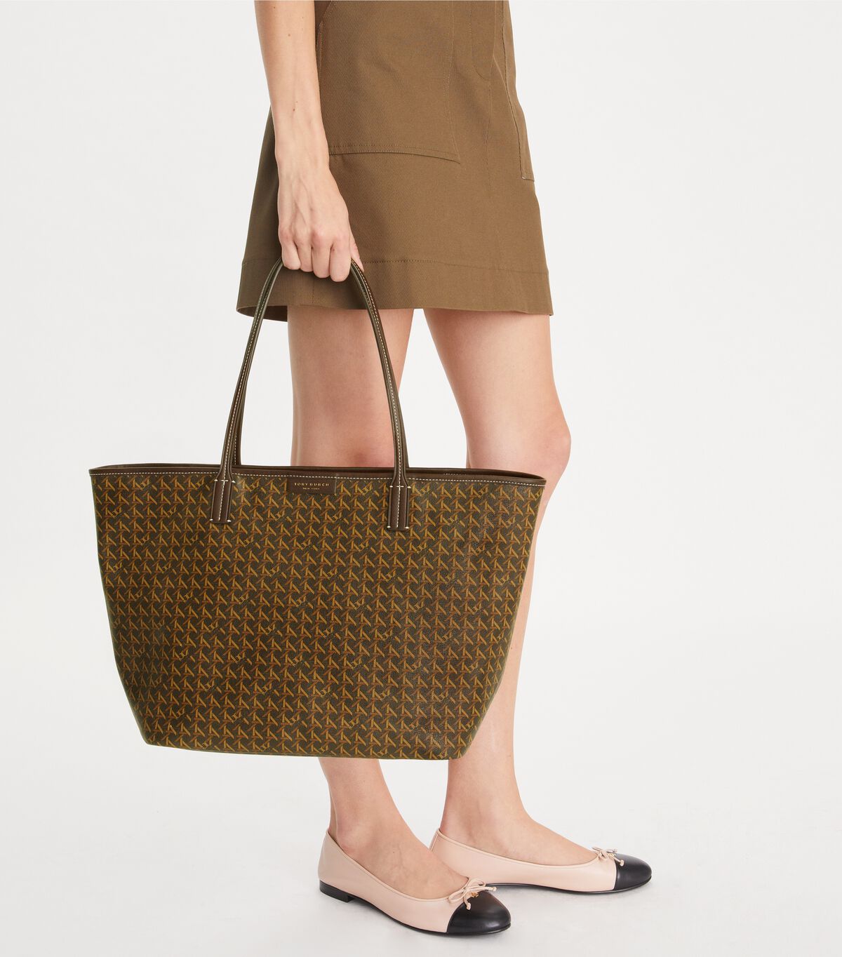 tory burch ever ready zip tote