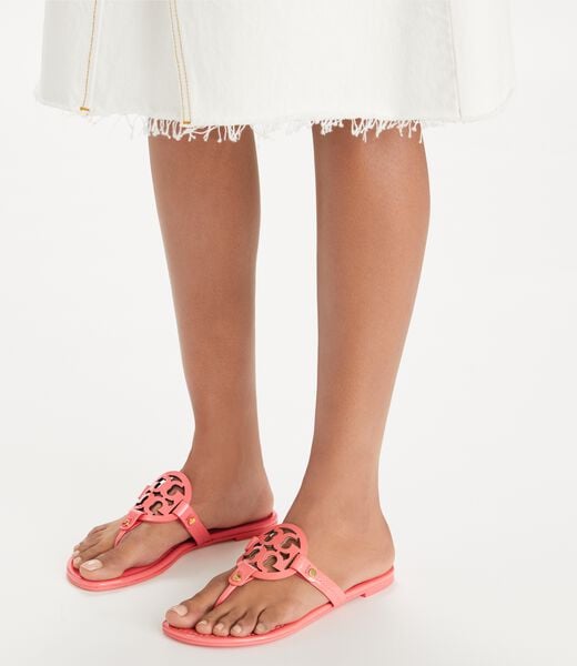 tory burch صندل ميلر لامع
