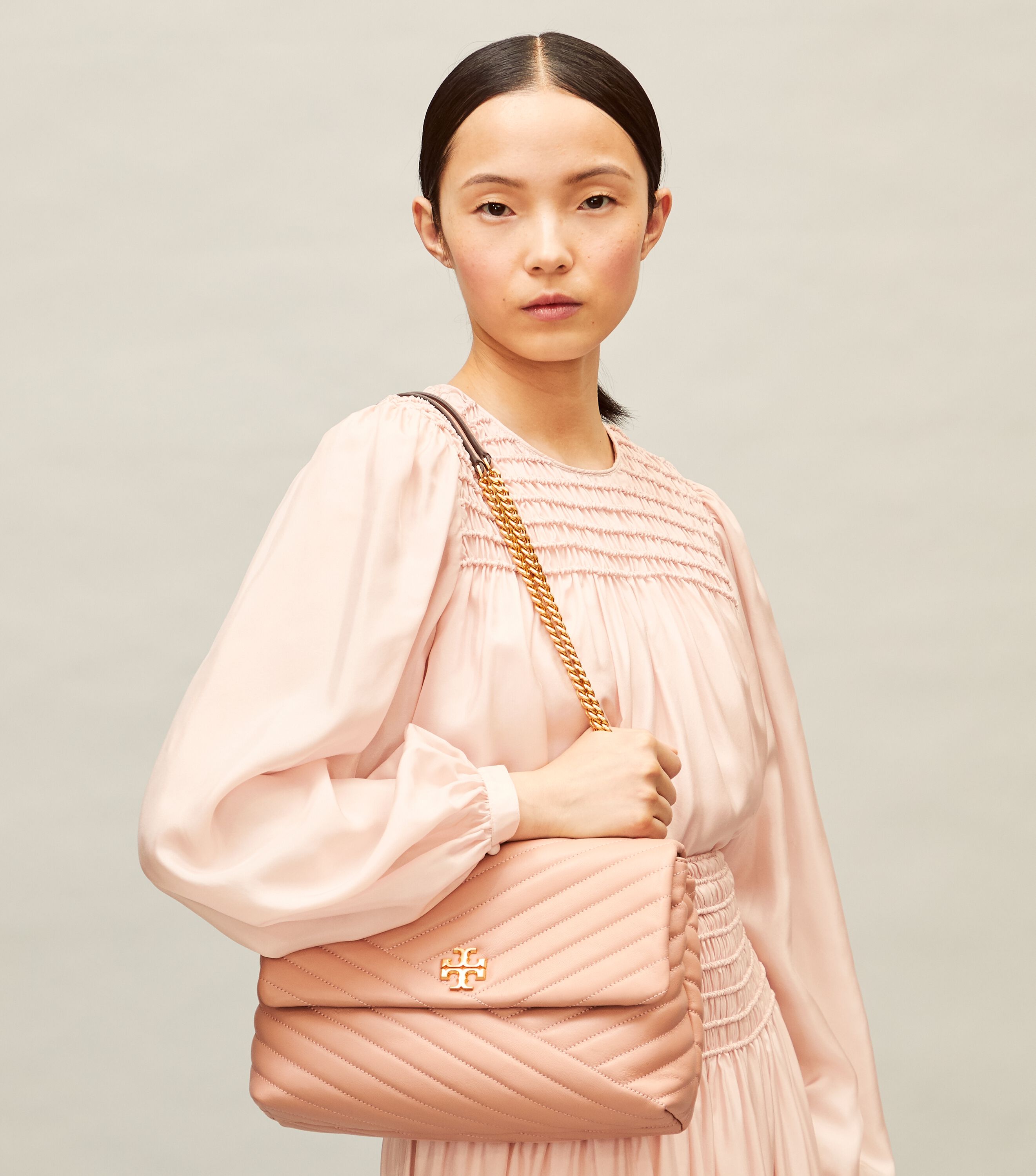 Tory burch kira hotsell chevron pink moon