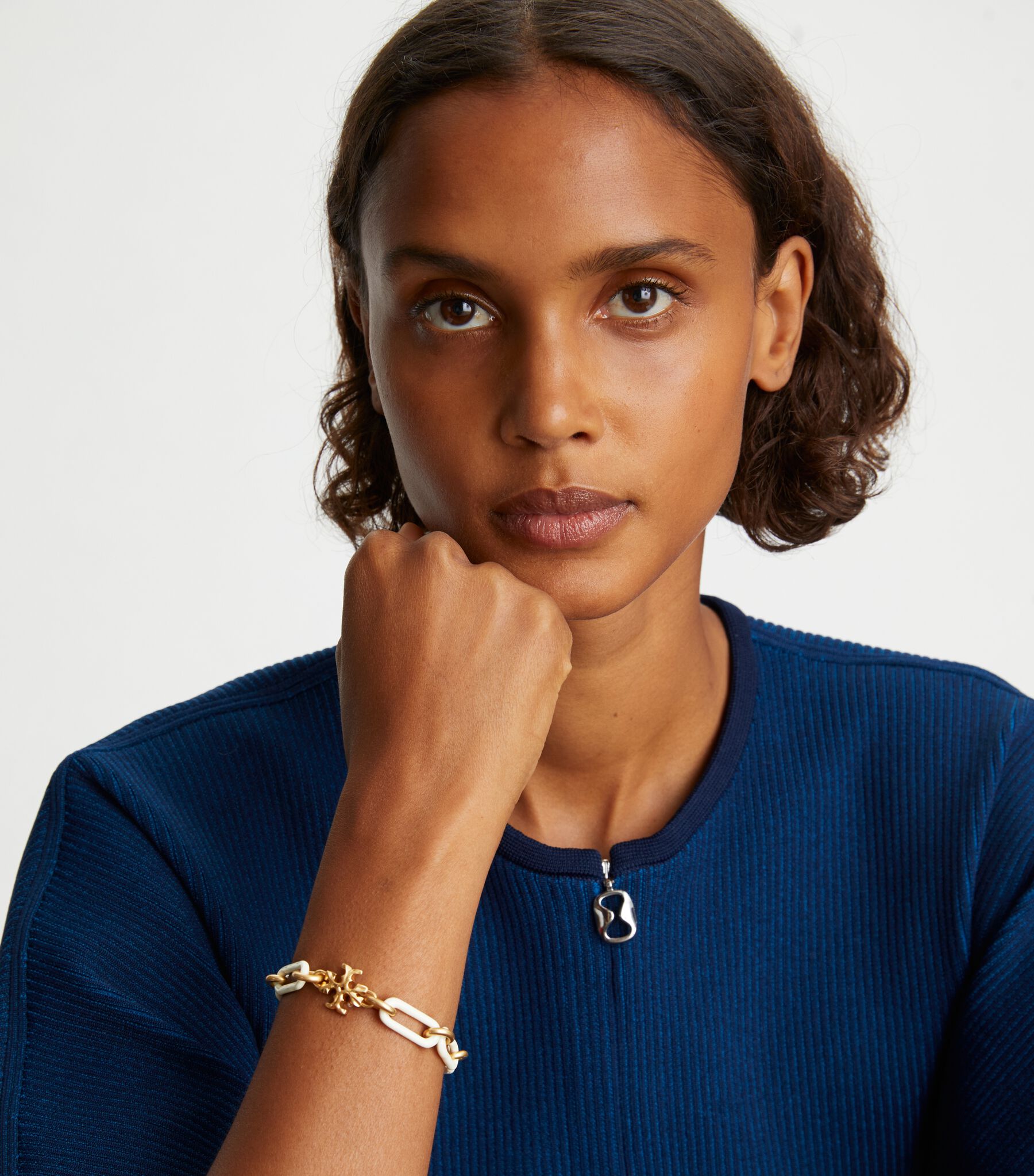 TORY BURCH Gold Roxanne Twisted Rope Chain Bracelet. NWT. 7” 14k Yellow Gold Hampton Link Chain Bracelet. SKU  main image 3