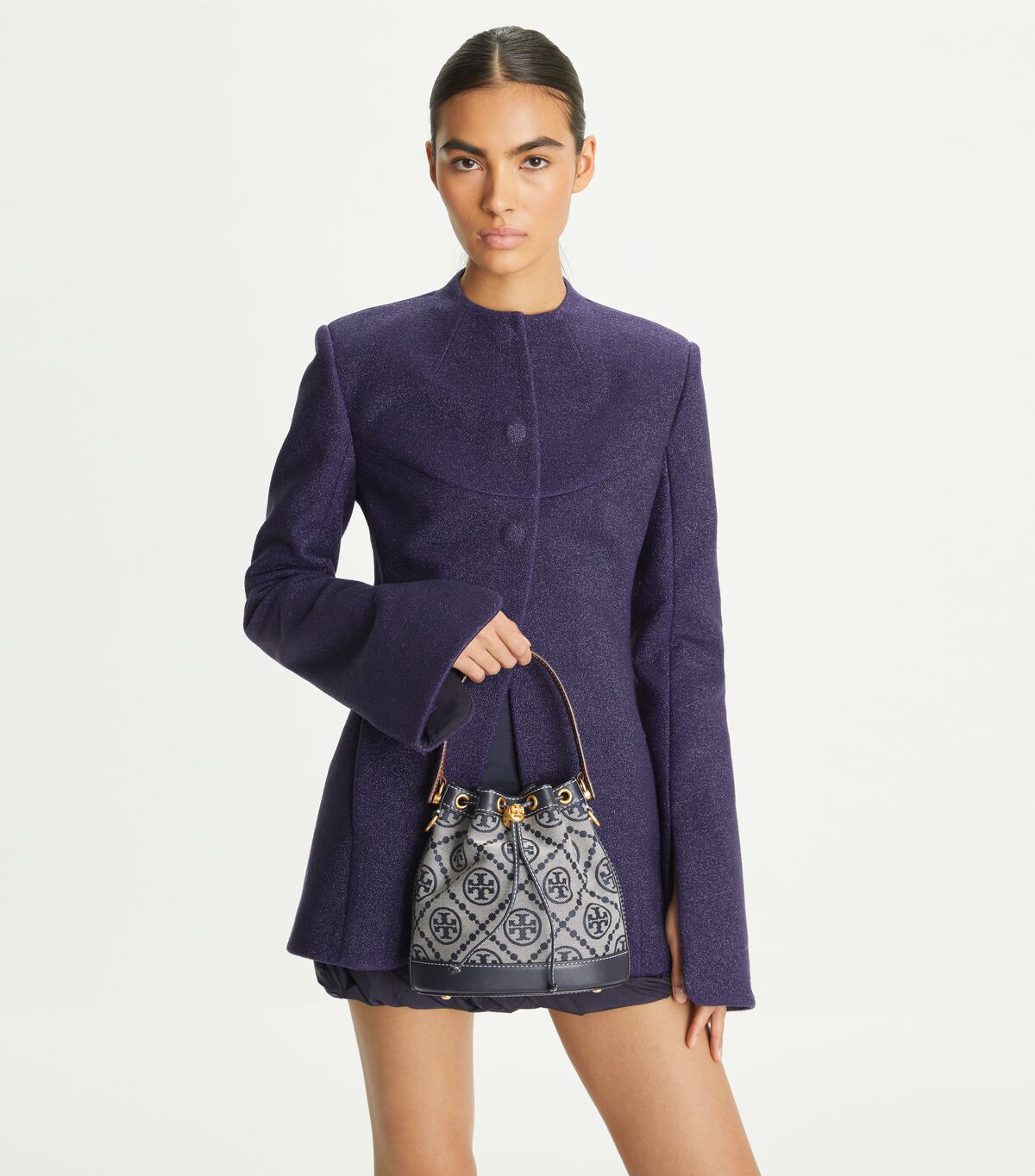tory burch t monogram bucket bag
