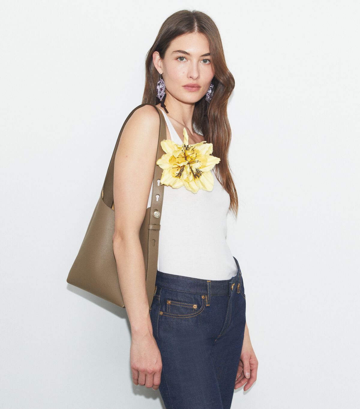 tory burch حقيبة هوبو رومي صغيرة