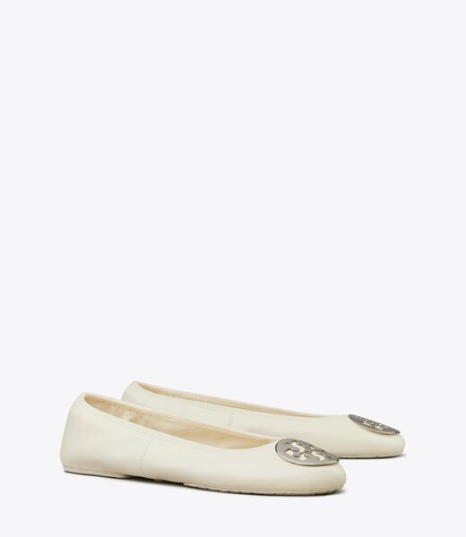 tory burch ريفا ترافل باليه