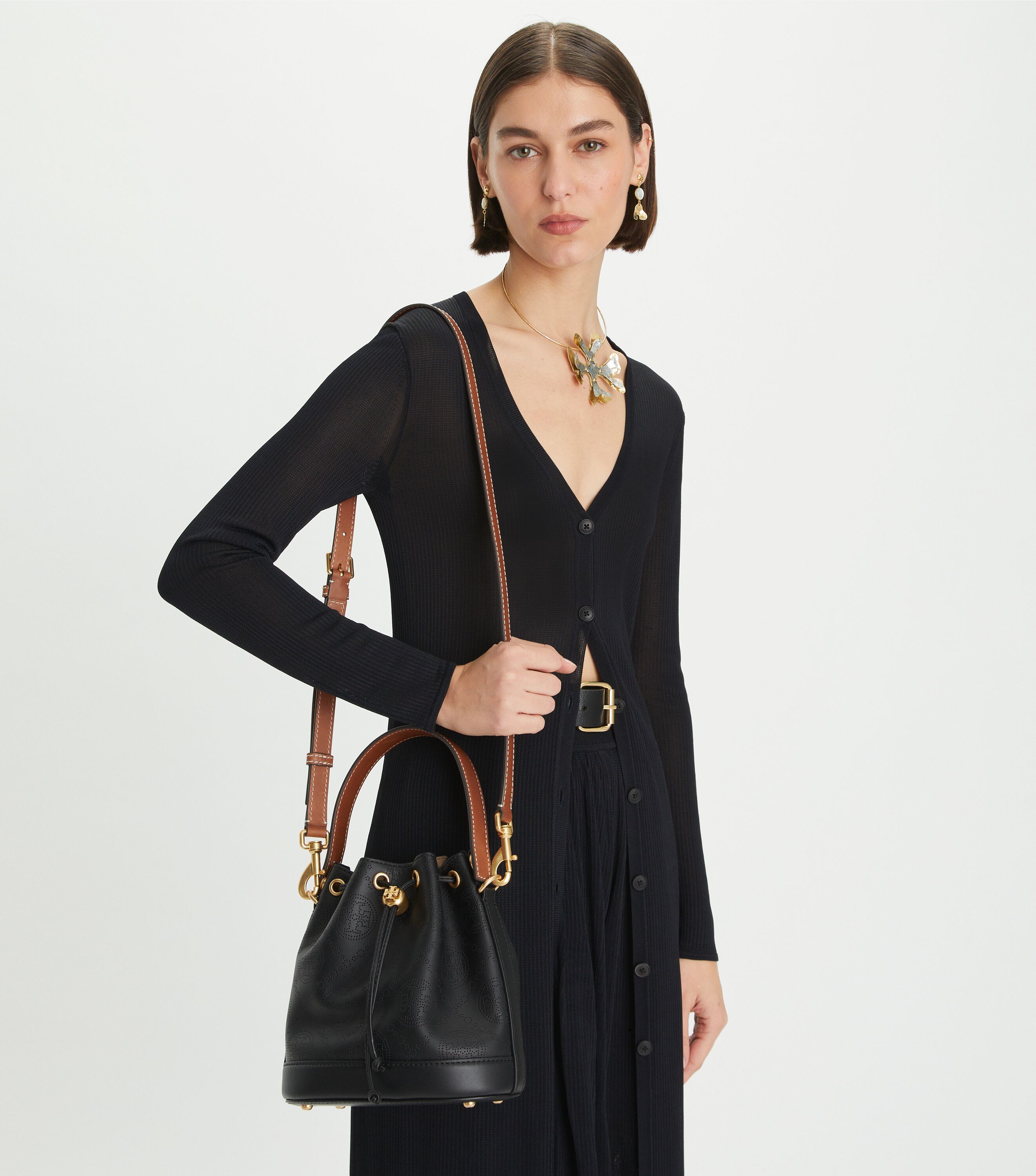 バッグ Tory Burch T Monogram Perforated Bucket T Monogram Perforated Bucket Bag, Black | Tory Burch KSA