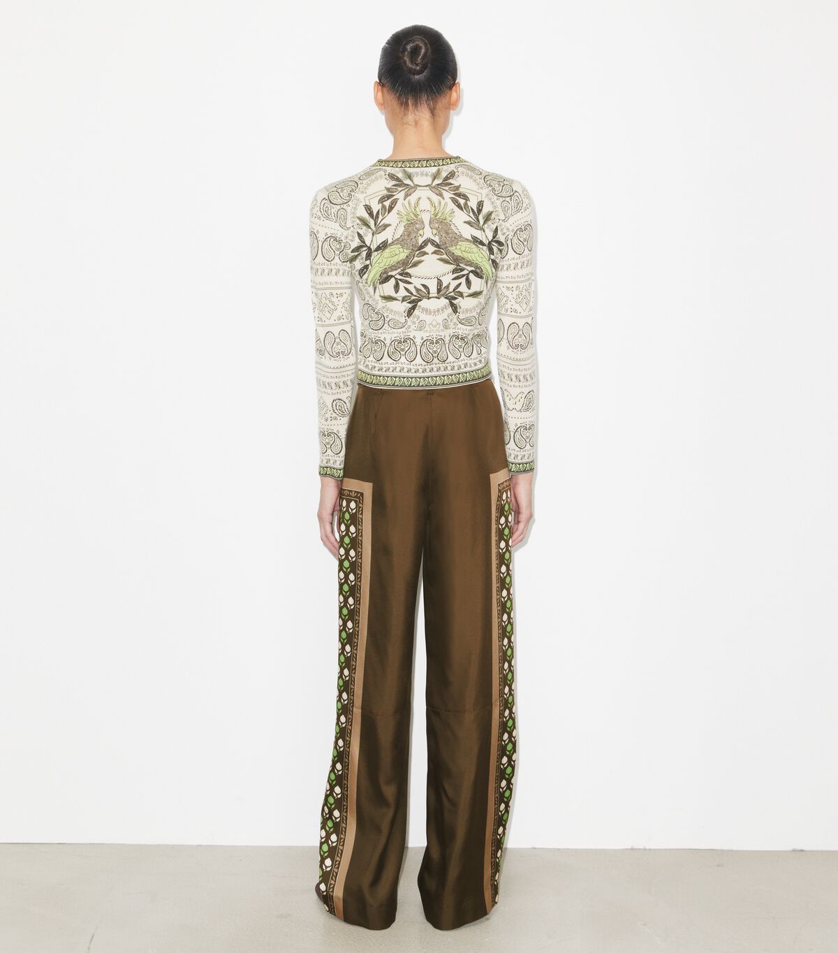 tory burch بنطال من الساتان