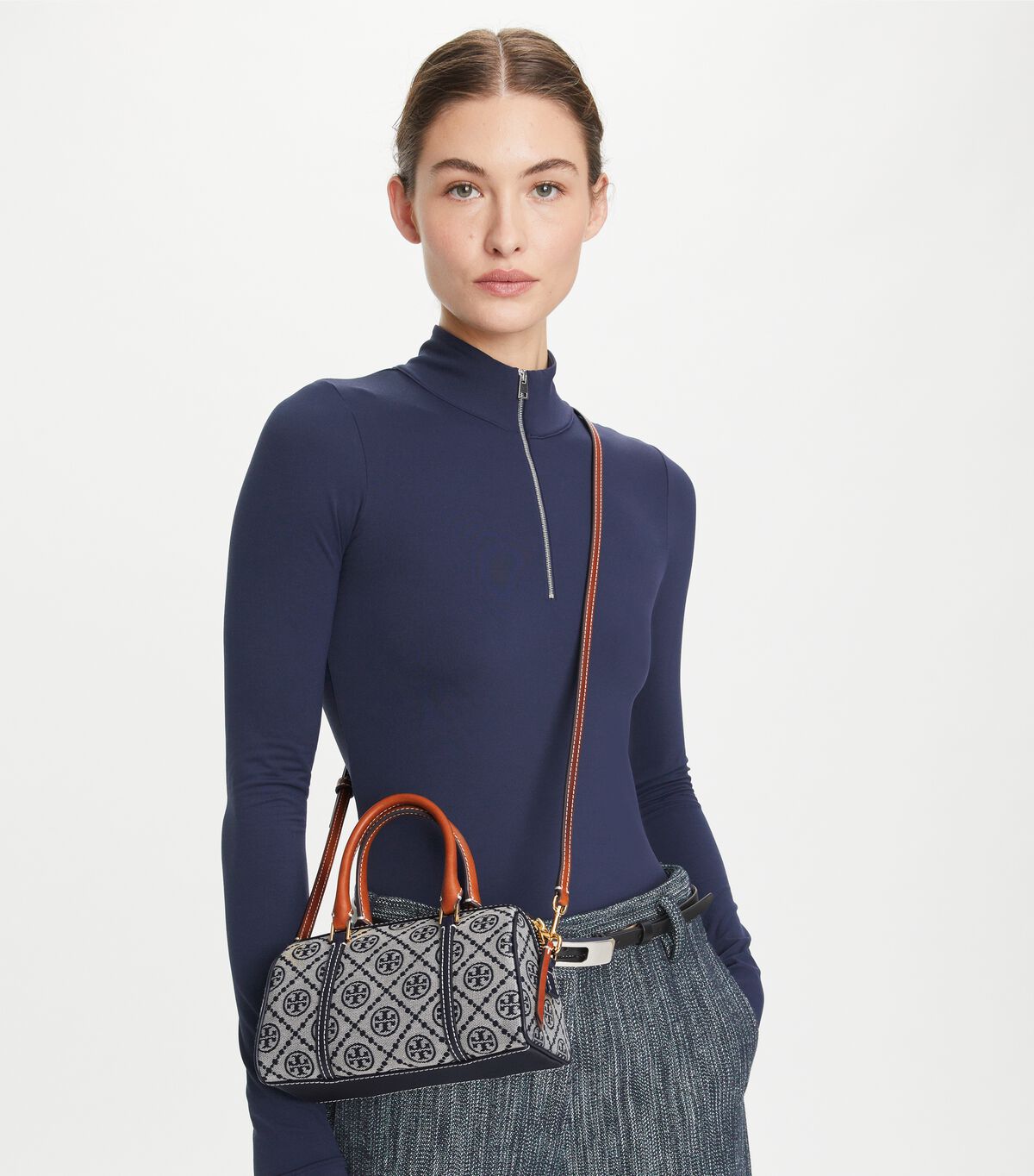 tory burch t monogram petite barrel bag