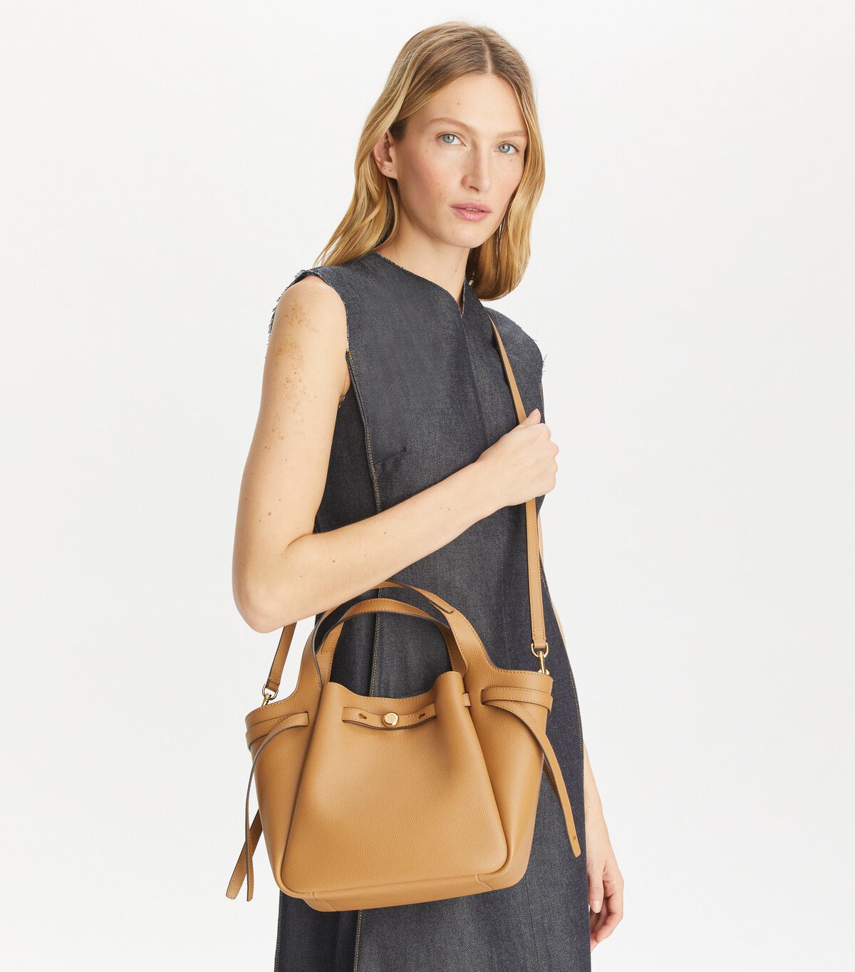 tory burch small romy tote