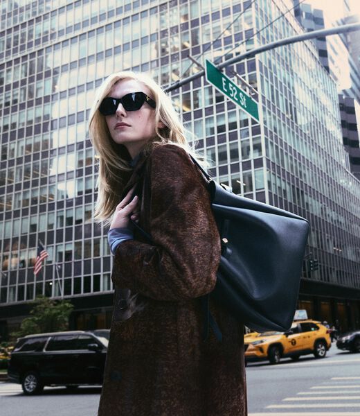 tory burch large romy bucket bag