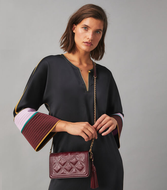 Fleming Soft Glazed Wallet Crossbody | Tory Burch KSA Navigation | Tory  Burch