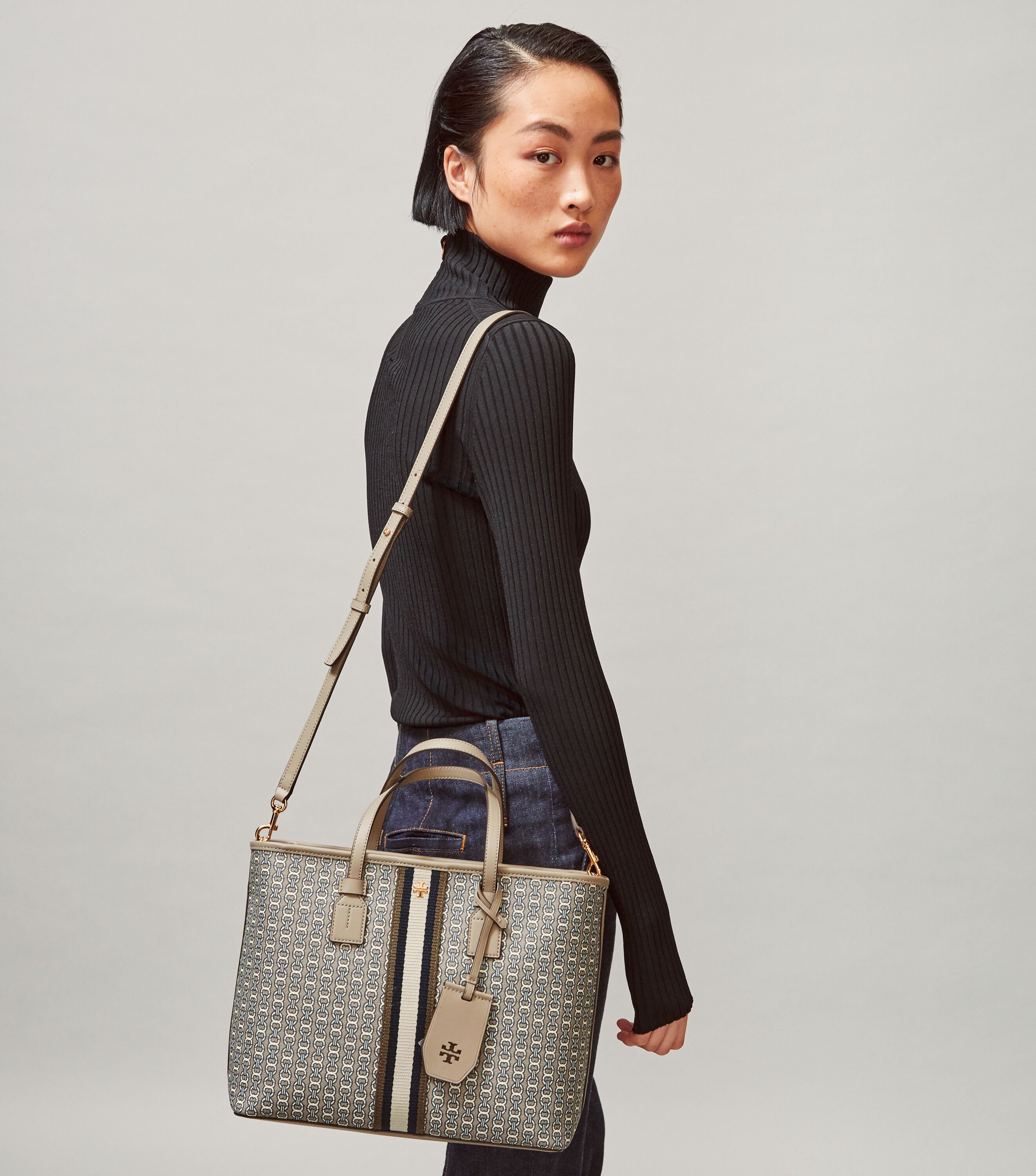 Tory burch link tote hot sale