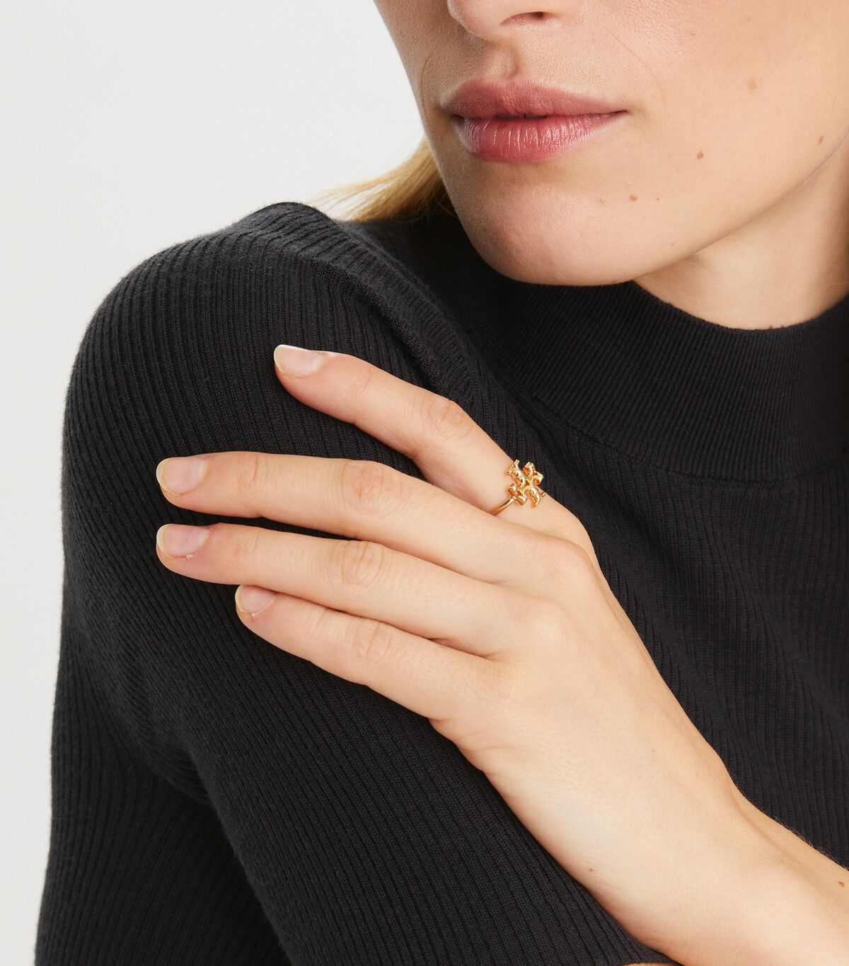 tory burch eleanor ring