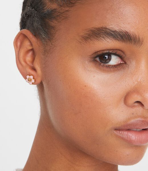 tory burch قرط كيرا على شكل زهرة مطلية بالمينا