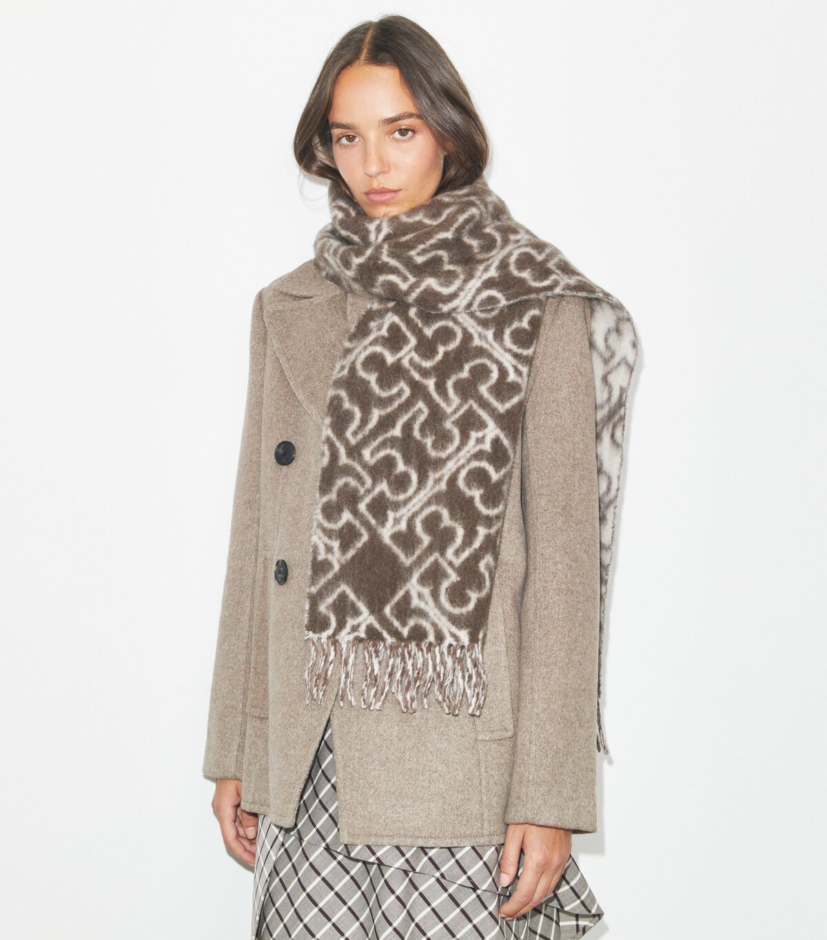 tory burch puzzle logo scarf
