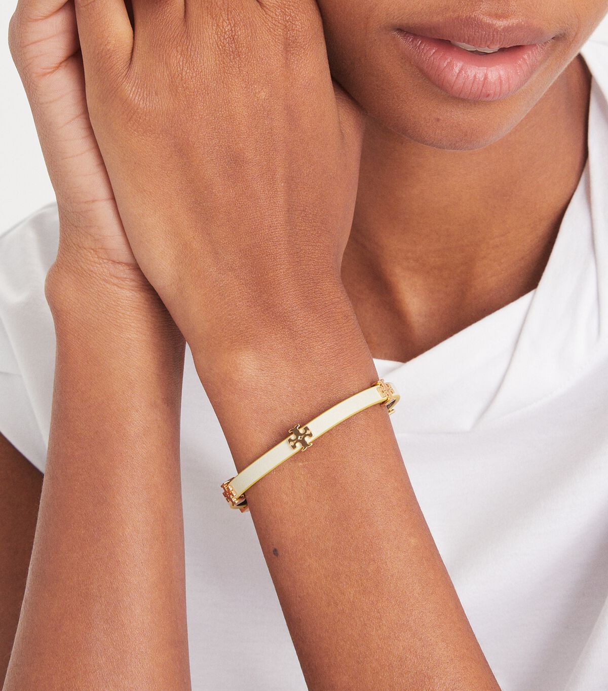 tory burch eleanor leather bracelet
