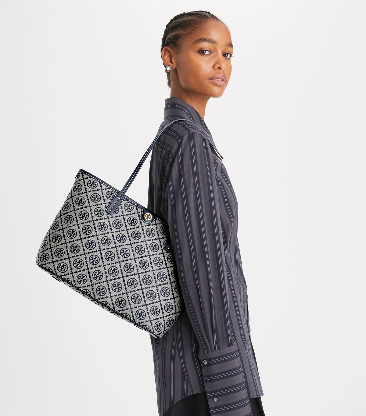 tory burch small t monogram zip tote