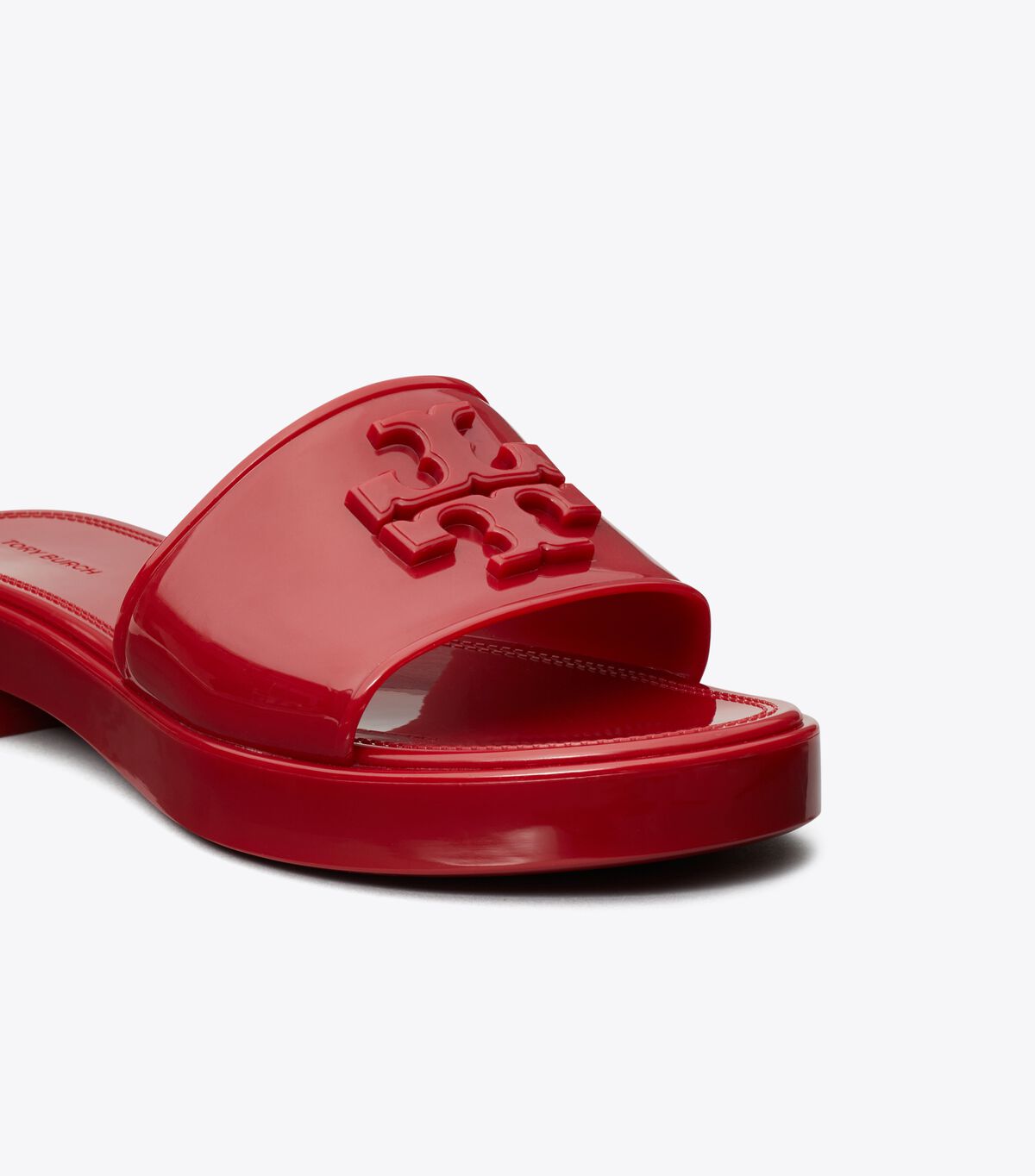 tory burch eleanor jelly slide