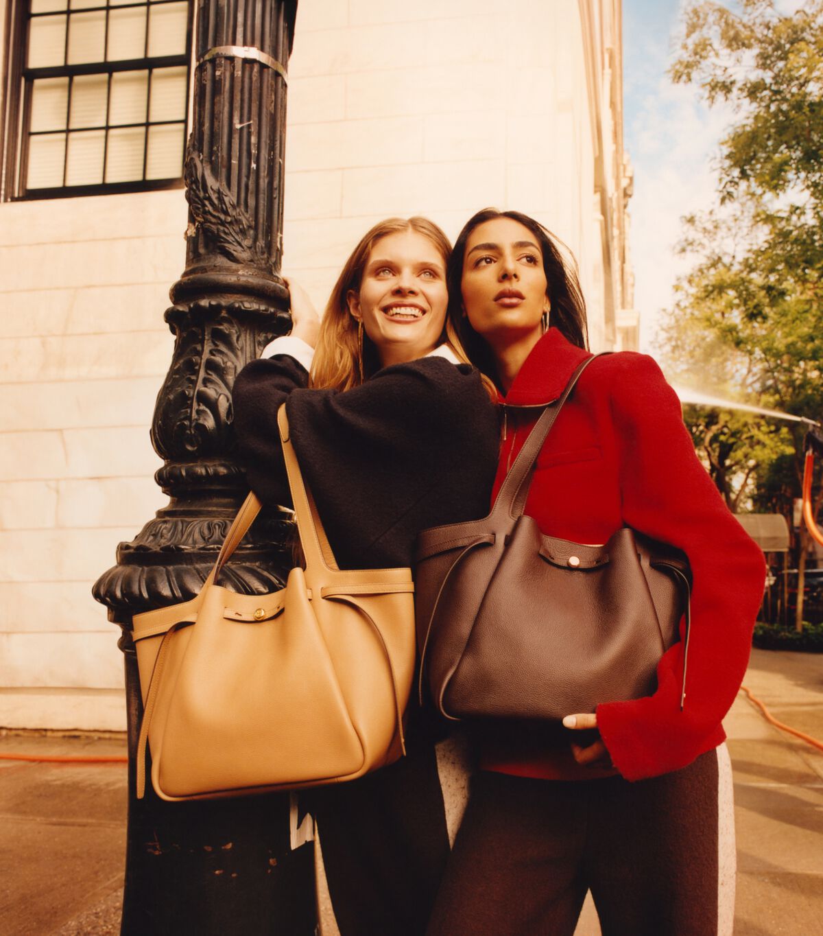 حقيبة رومي tory burch حقيبة رومي