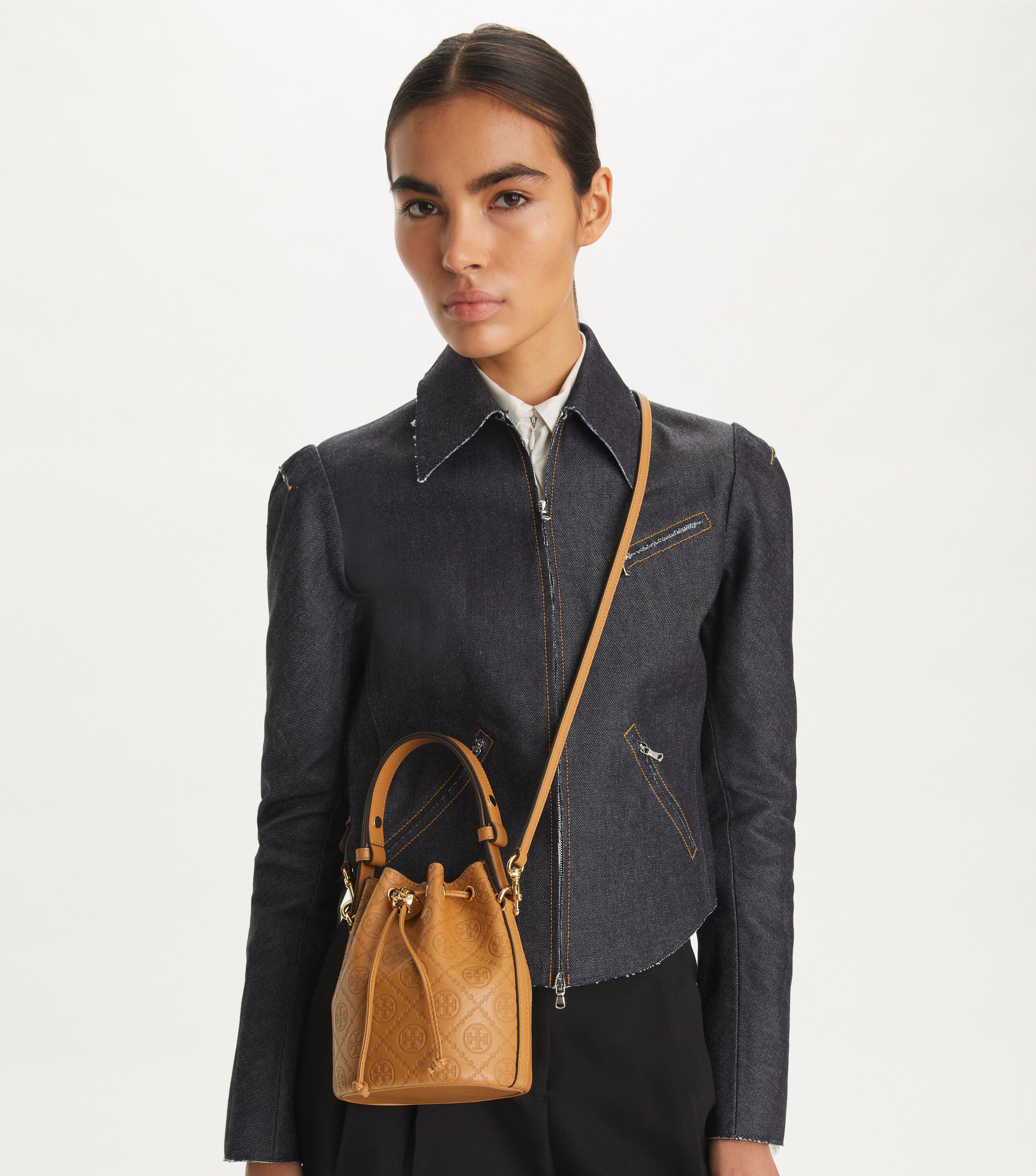 Tory burch mini bucket bag hot sale