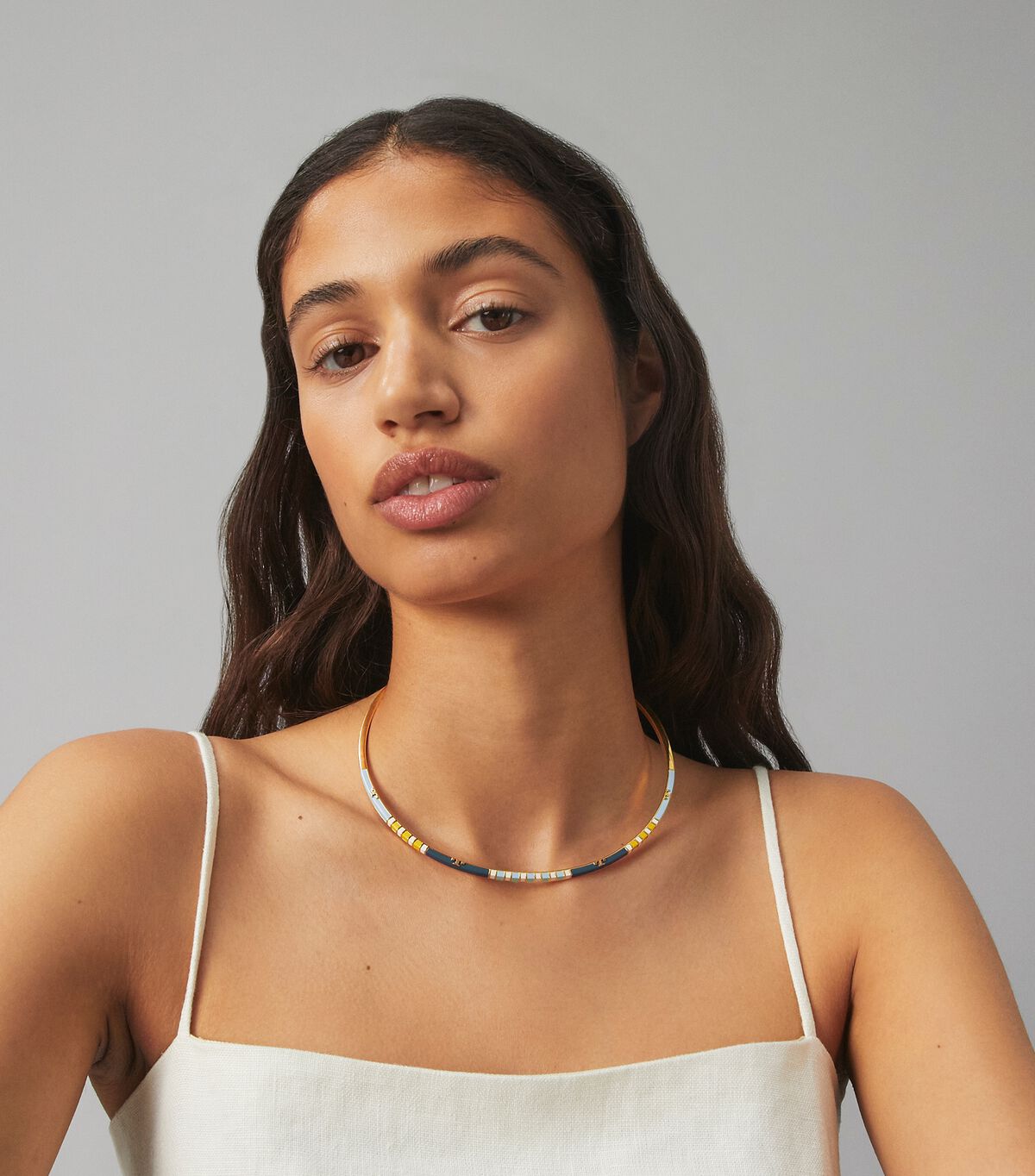tory burch serif t enamel striped collar necklace