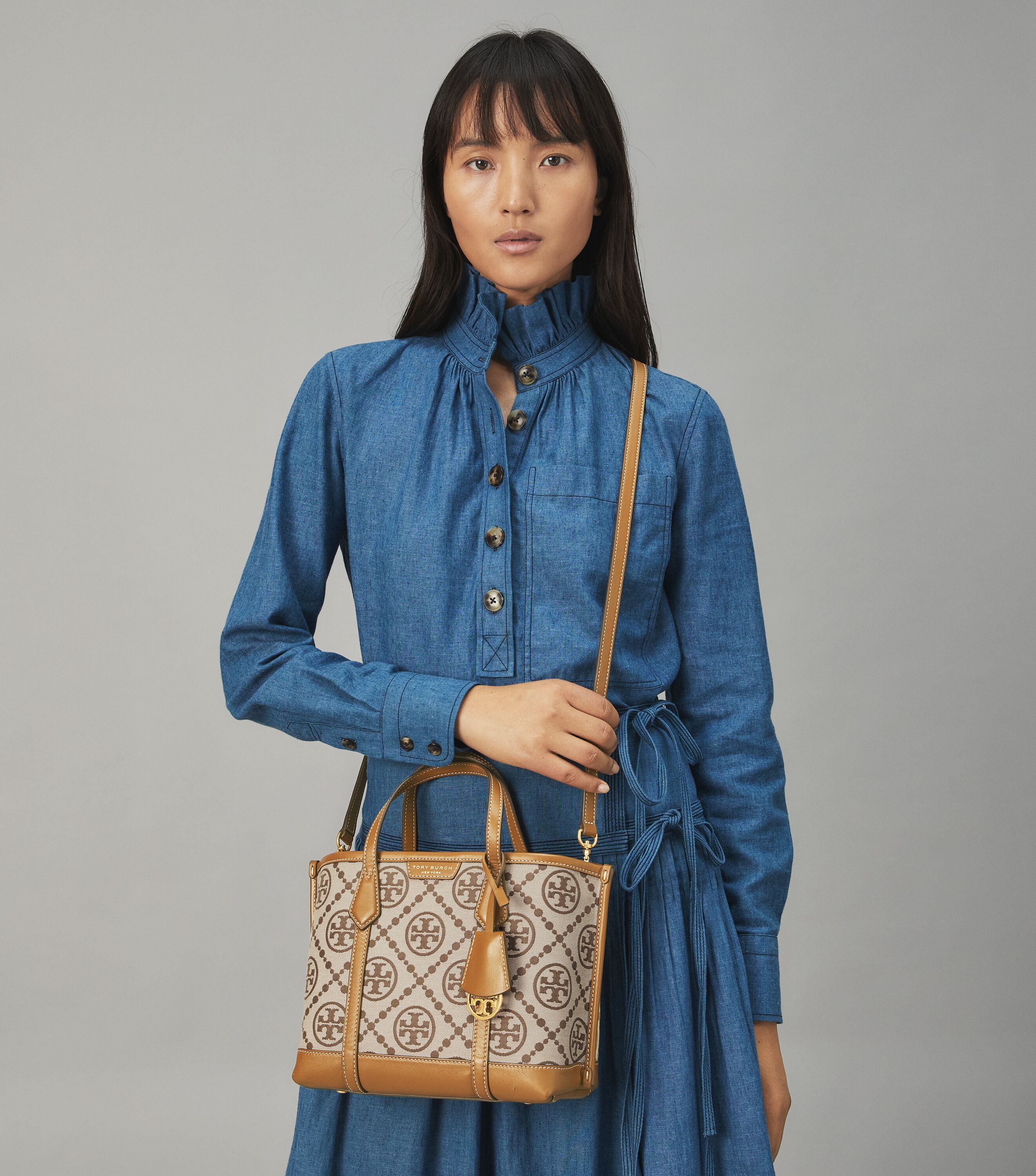 Tory burch small triple compartment tote outlet