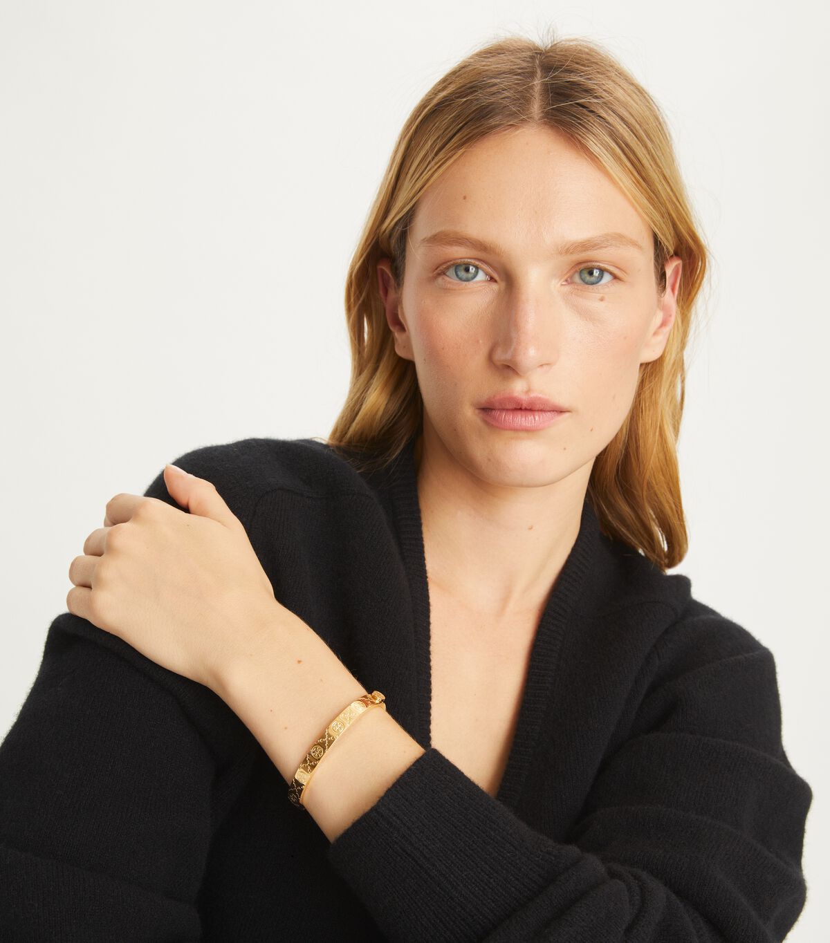 tory burch t monogram hinge bracelet