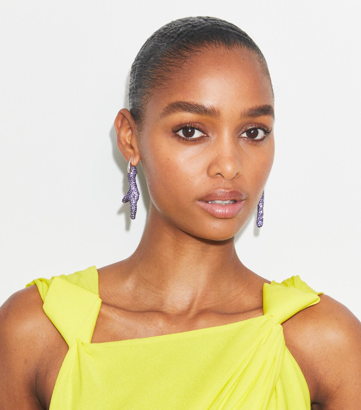 tory burch curiosity coral hoop earrings