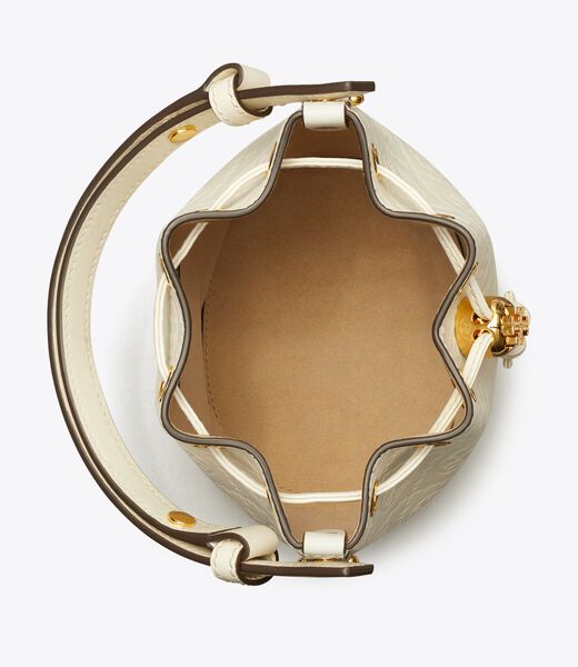 tory burch حقيبة دلو تي مونوغرام صغيرة جلدية