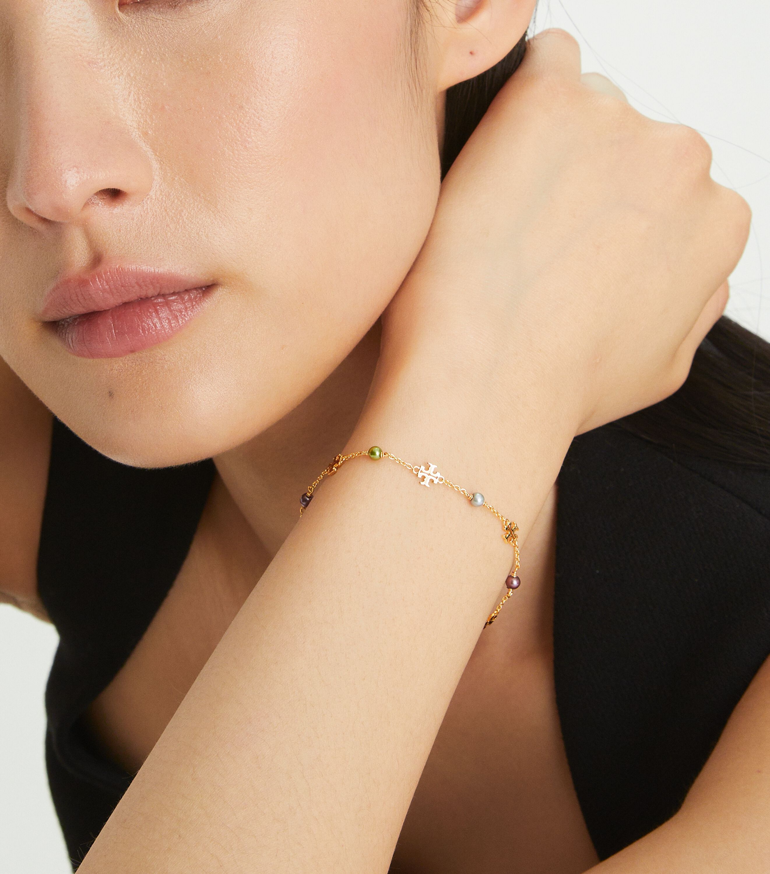 Kira Pearl Delicate Chain Bracelet