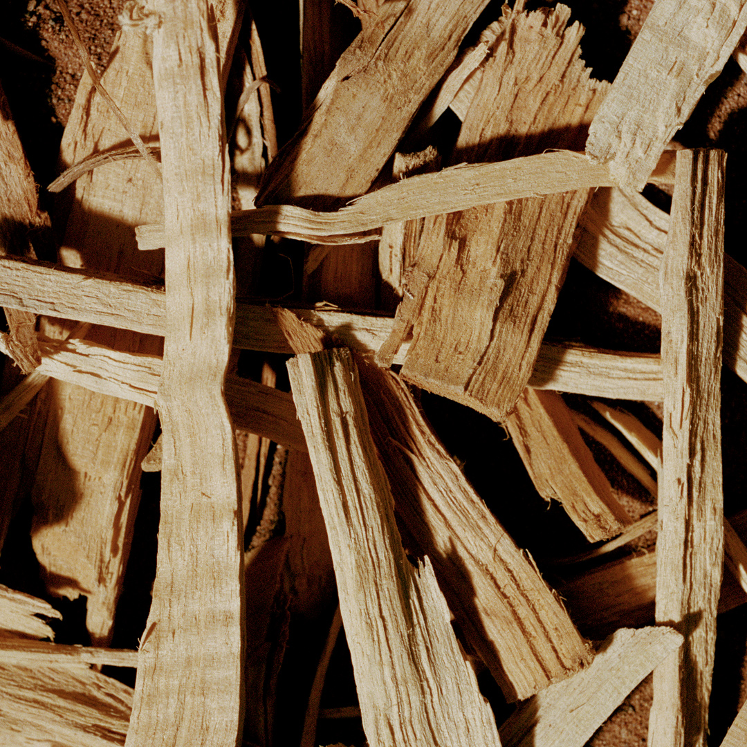 Australian sandalwood and Madagascan vetiver