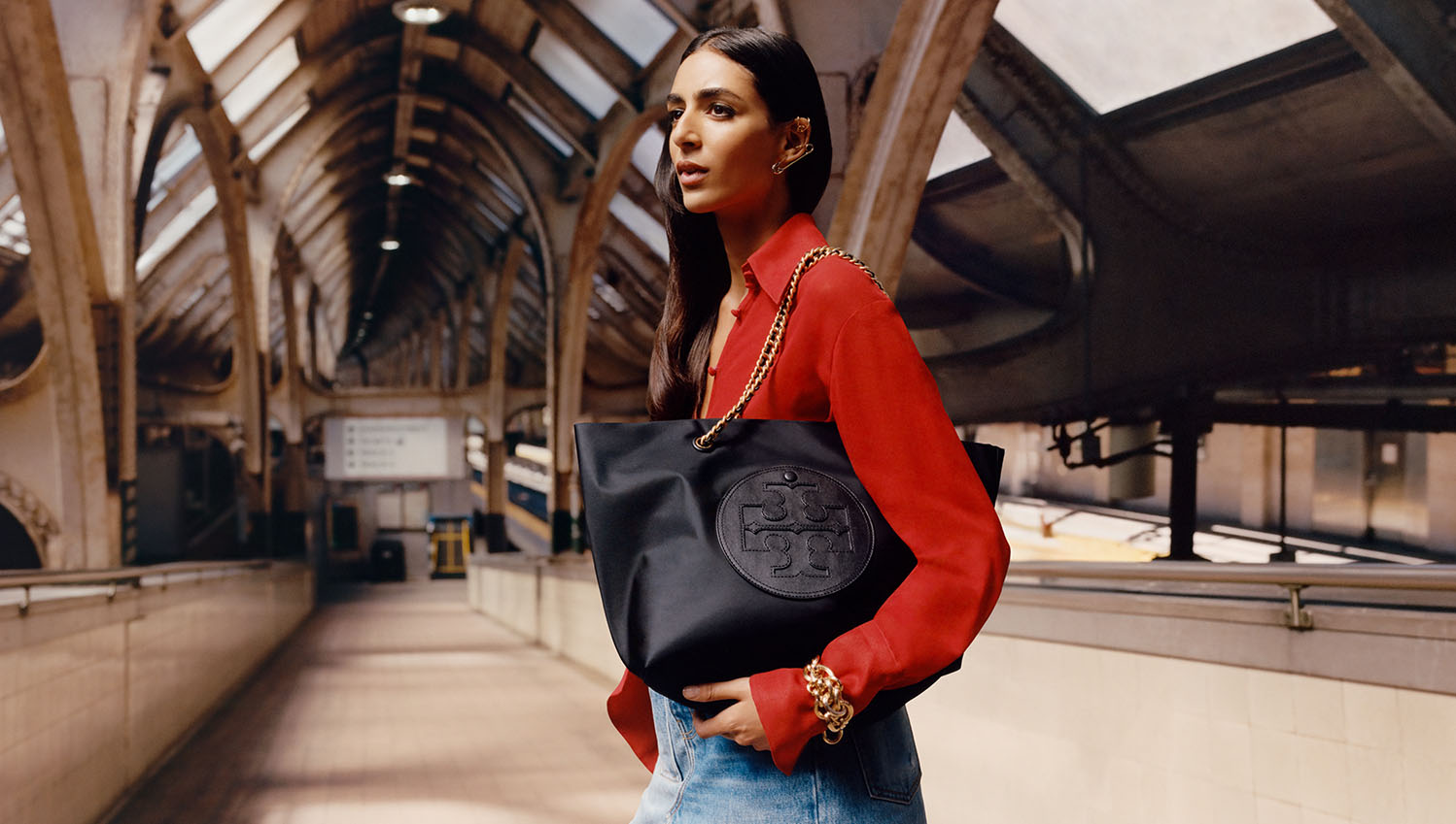 Ella Chain Tote